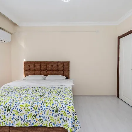 Central And Cozy Flat W Balcony And Acs In *